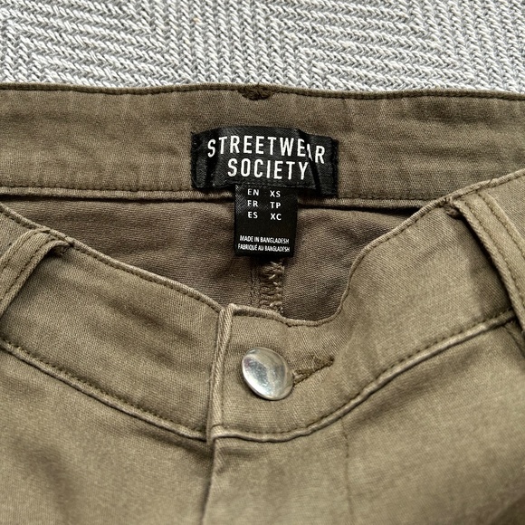 Streetwear Society ⎮ Khaki cargo pants - Picture 6 of 7